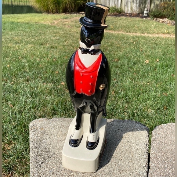 VINTAGE~1970’s~PORCELAIN~OLD CROW~KENTUCKY BOURBON DECANTER~RARE~VERY NICE 
~G22 - Picture 2 of 5